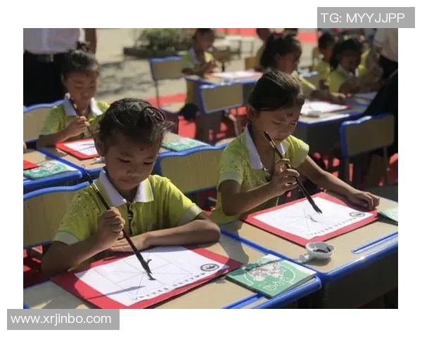 巅峰之上心系天下志在四方追求无尽可能与梦想